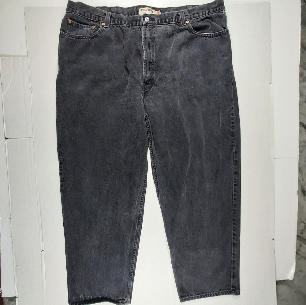 Vtg Levis 560 Loose Fit Tapered Leg Black  Men’s Jeans Tagged 48X32 EUC